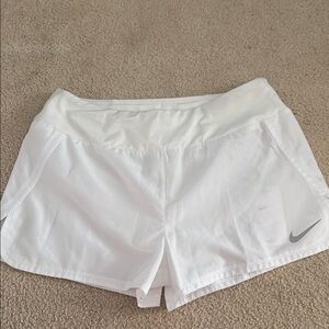 Nike White Athletic Shorts Lightweight Breathable Design